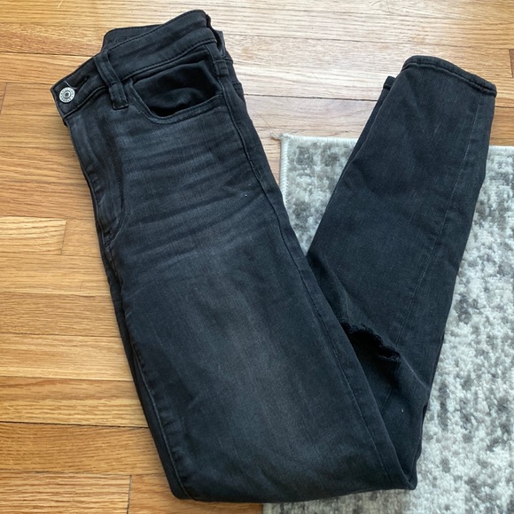 American Eagle Outfitters Denim - Black wash American Eagle jeans